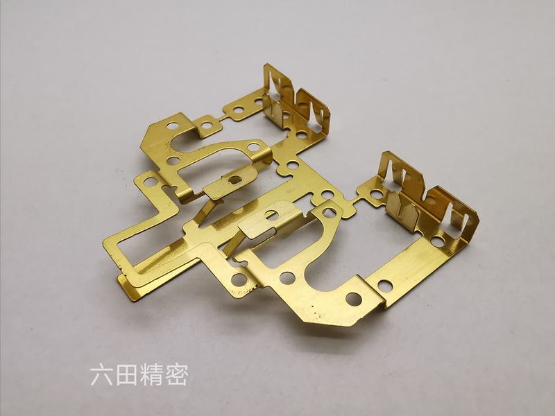 沖壓模具斷裂的主要原因及解決方法
